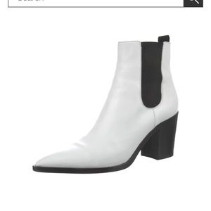 Gianvito Rossi white boots / booties Chelsea style